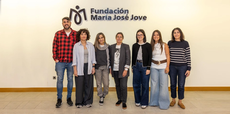 Mienbros de FMJJ y Cogami